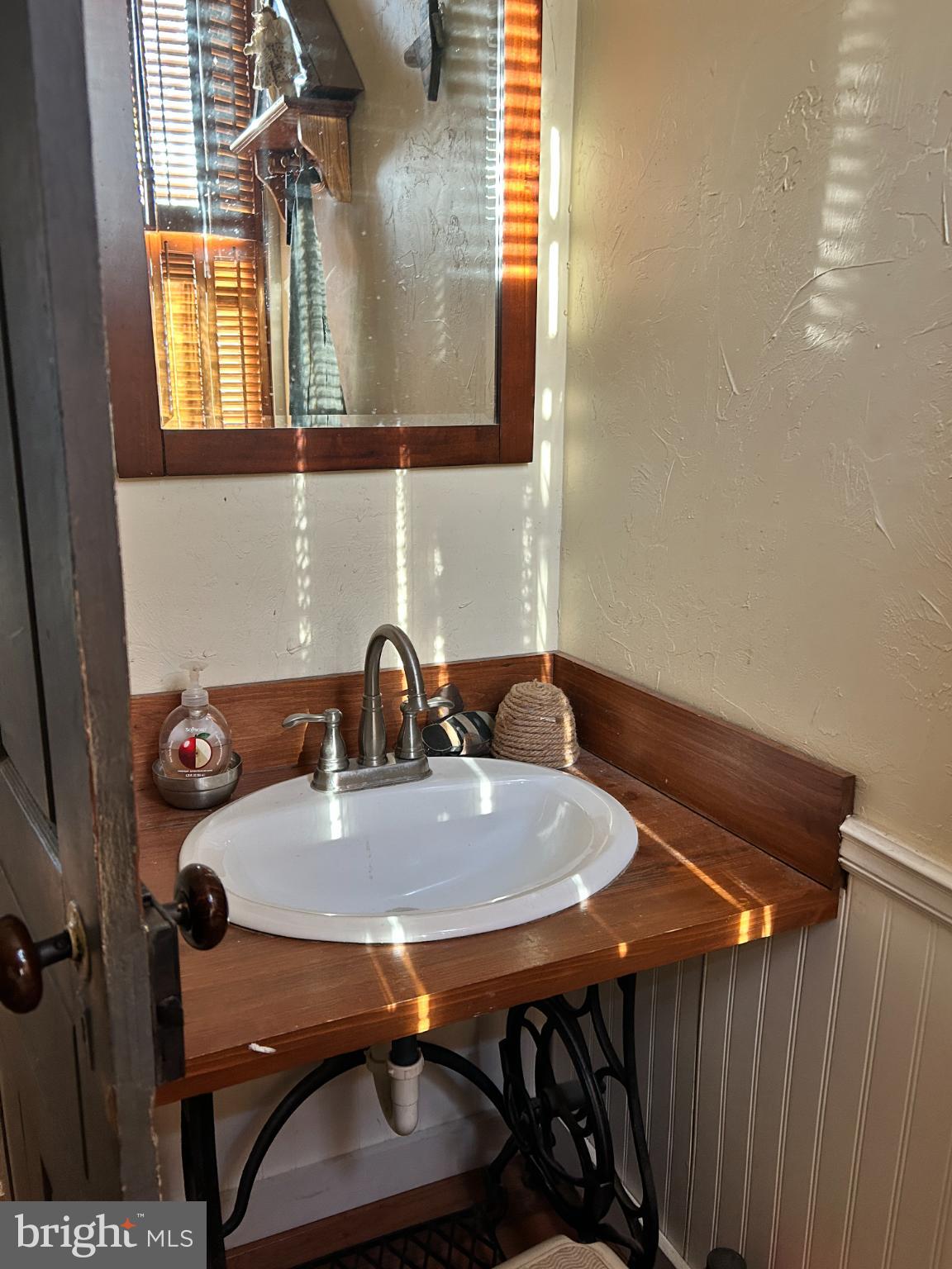 61 Mayfield Street Dover, PA 17315 - Photo 32 of 39