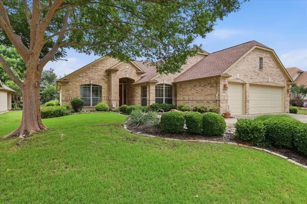 $499,900 | 10413 Belvedere Drive, Denton, TX 76207