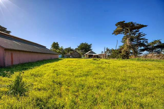 $9,950,000 | 7201 Ca-1 Moss Landing, Monterey, CA 93940