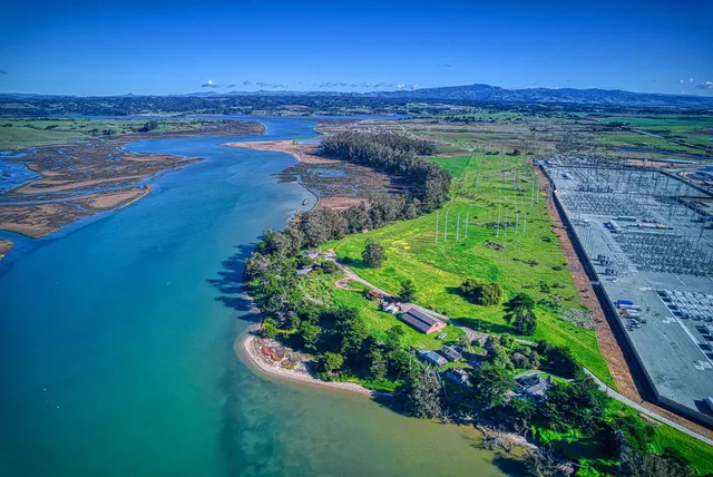 $9,950,000 | 7201 Ca-1 Moss Landing, Monterey, CA 93940