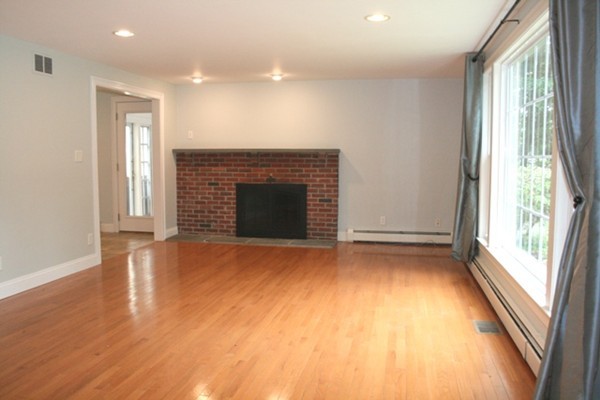 51 Bennett Hill Road Rowley, MA 01969 - Photo 6 of 17 Gallery Image 6