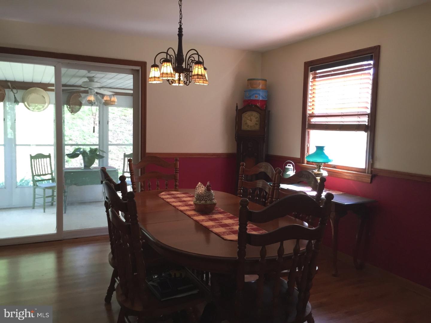 1864 Schoff Road Atglen, PA 19310 - Photo 4 of 18 Dining Room