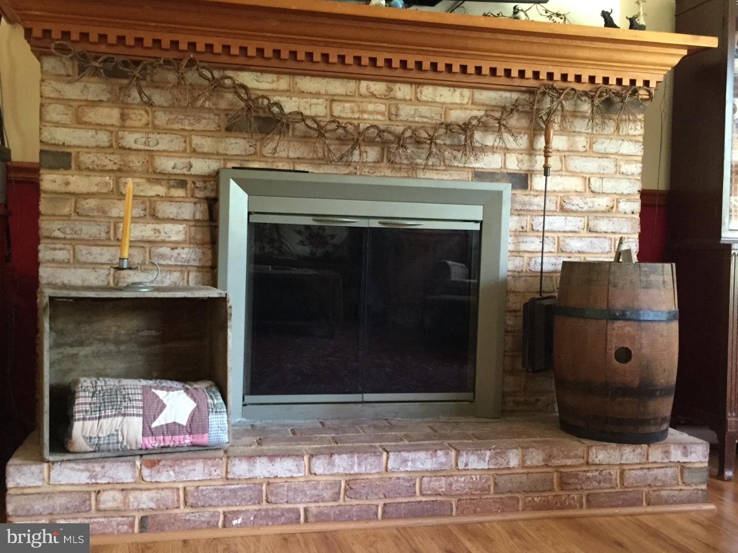 1864 Schoff Road Atglen, PA 19310 - Photo 8 of 18 Living Room