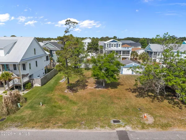 $450,000 | 1408 Searay Ln., Carolina Beach, NC 28428