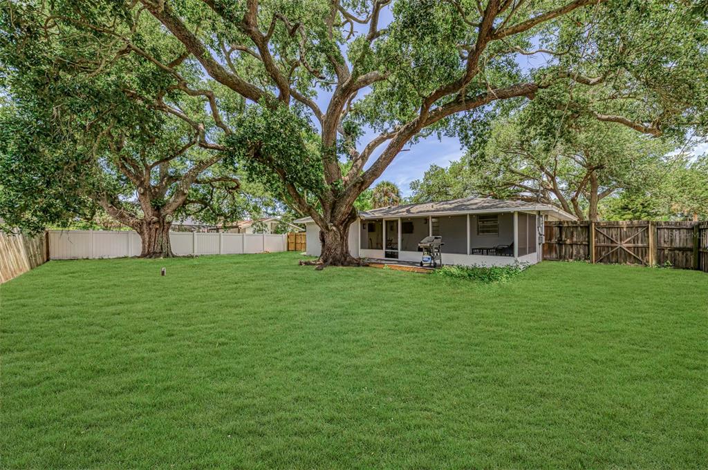 361 Falkland Road Venice, FL 34293 - Photo 39 of 40