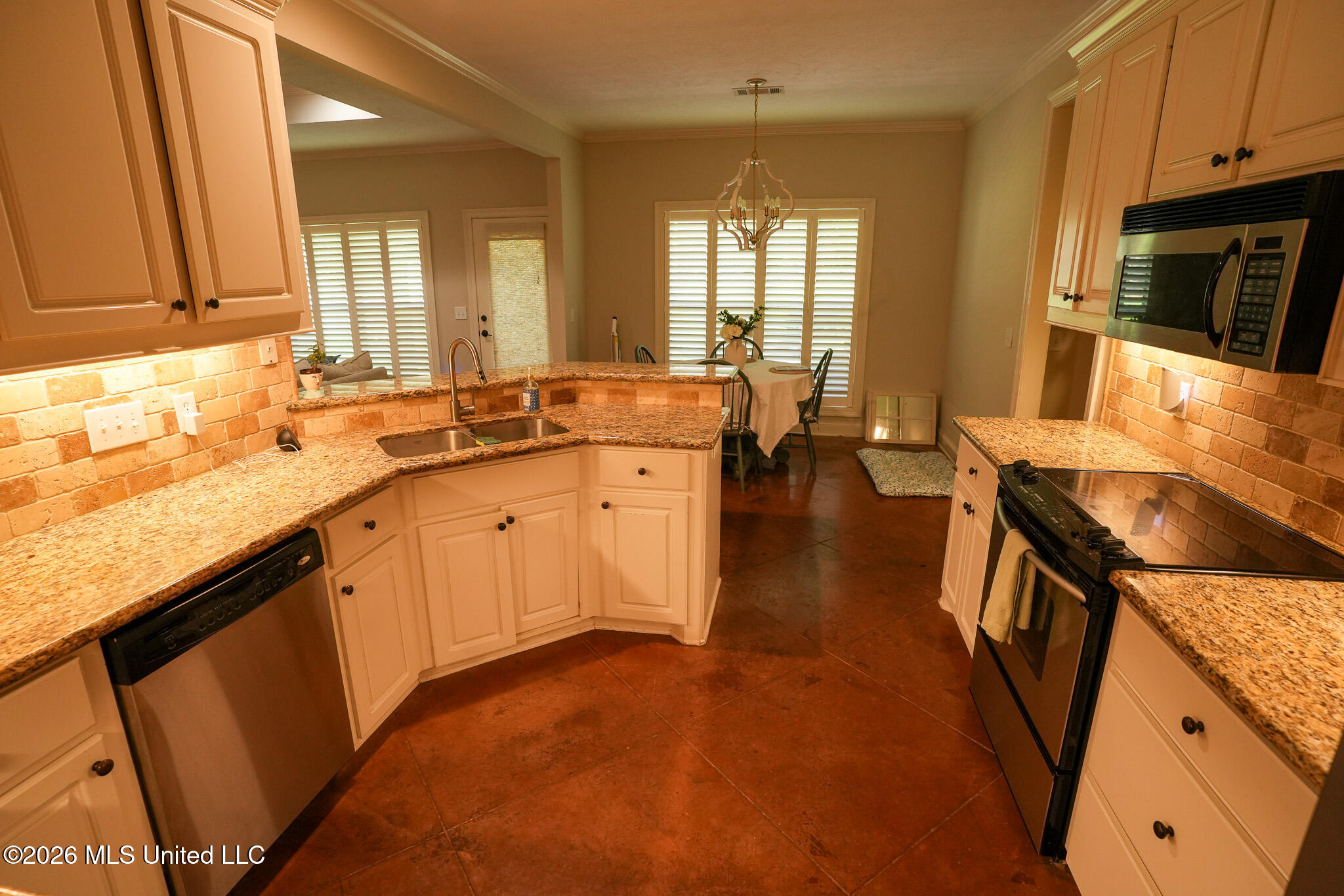 152 Seville Way Madison, MS 39110 - Photo 8 of 33 DSC04689
