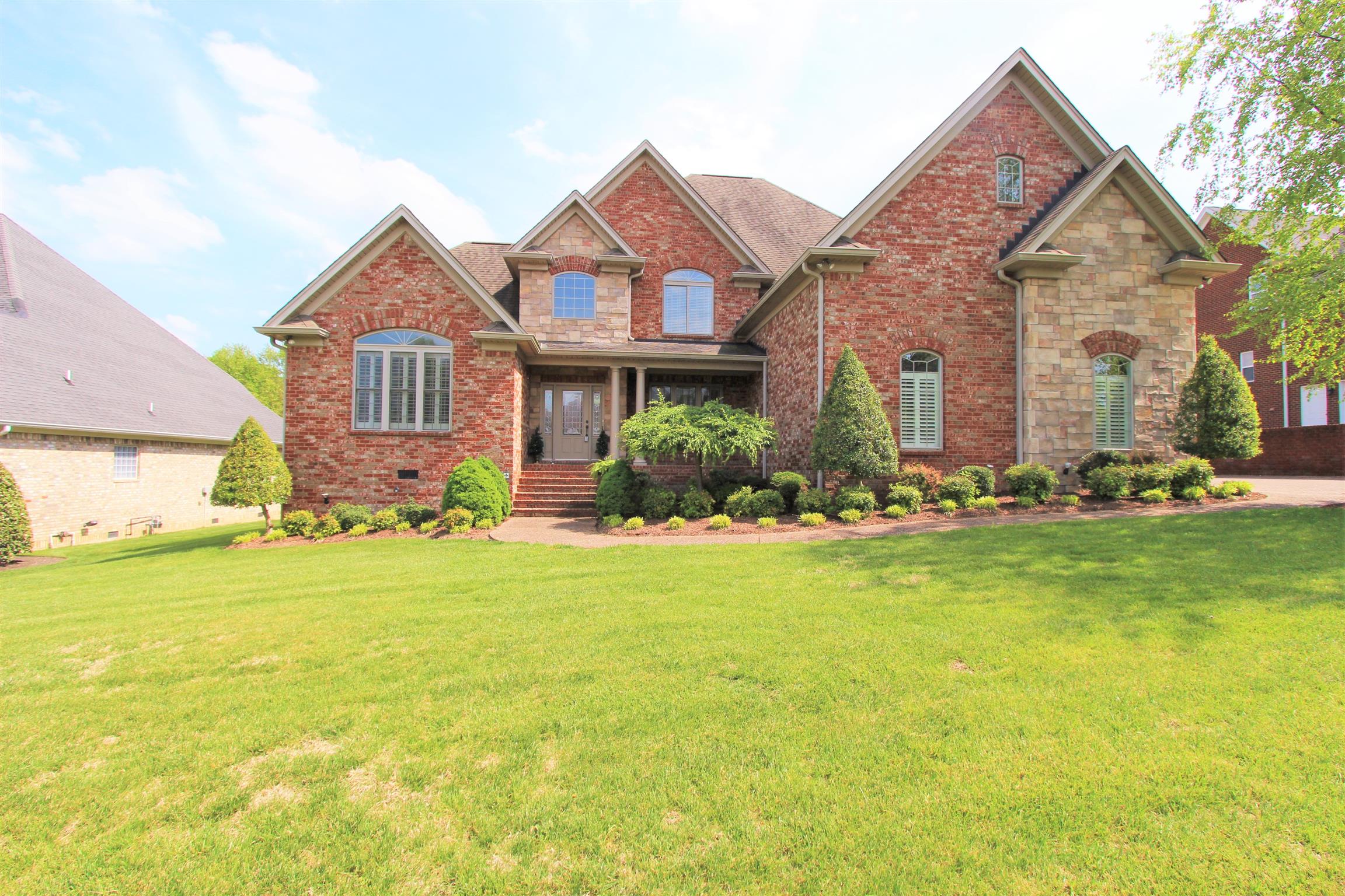 546 Ridgecrest Lane Lebanon, TN 37087 - Photo 2 of 30 Gallery Image 2