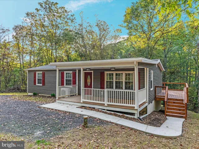 $289,000 | 210 Zeiger Drive, Winchester, VA 22602