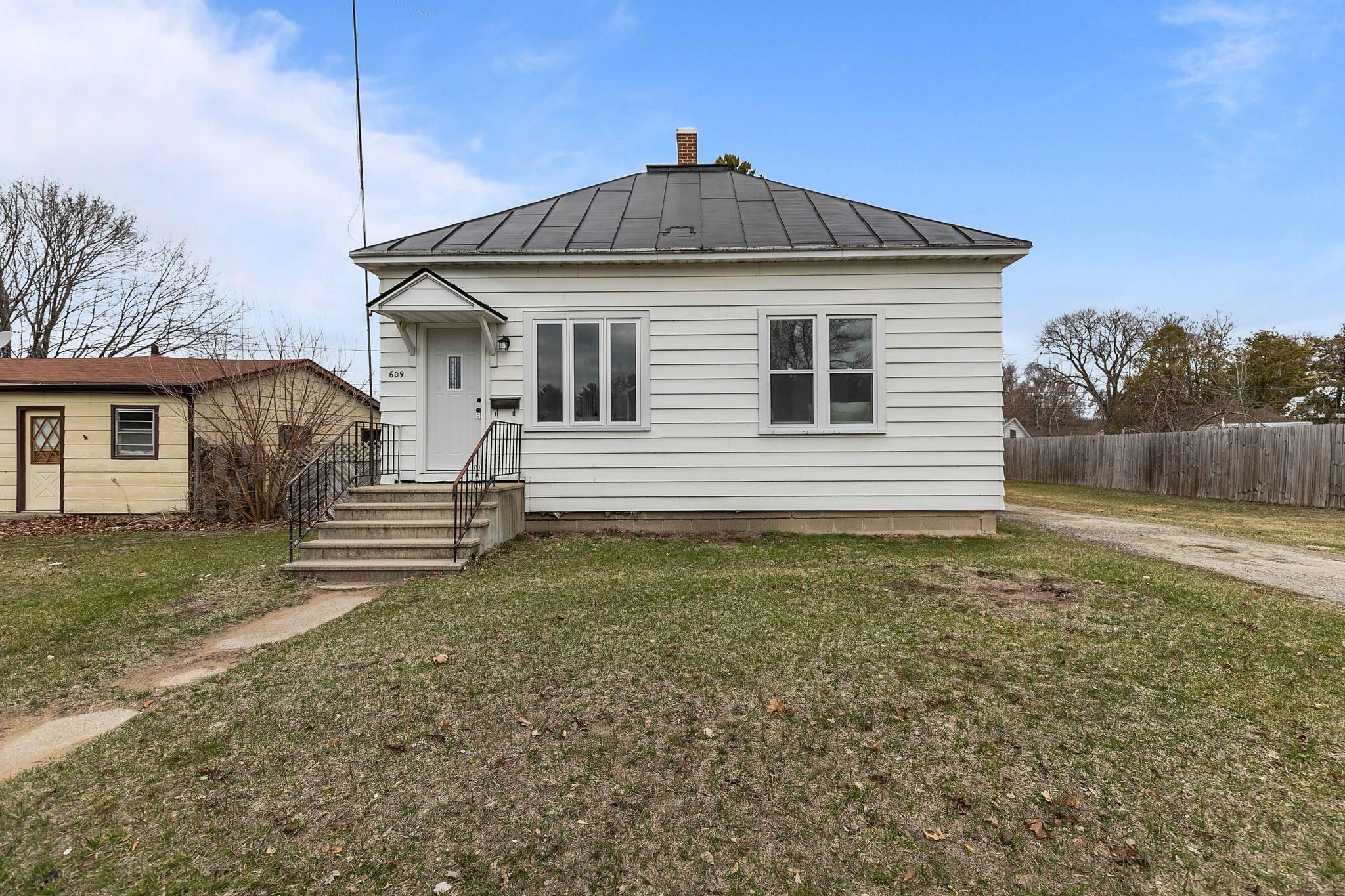 609 5th Street Oconto, WI 54153 - Photo 24 of 24