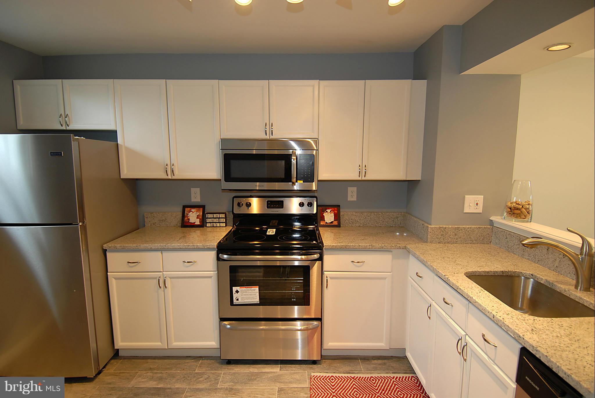 3914 9th Road South Arlington, VA 22204 - Photo 8 of 22 Beautiful tile floor and granite counter tops