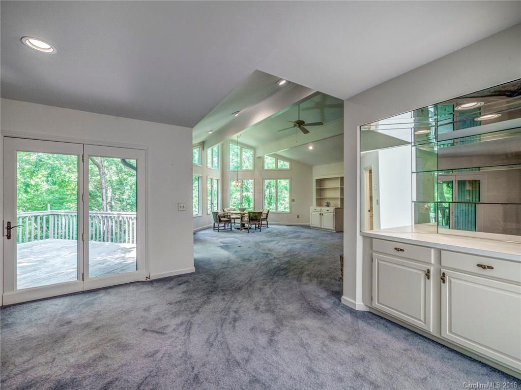 12 Commodore Point Road Lake Wylie, SC 29710 - Photo 4 of 24 Gallery Image 4