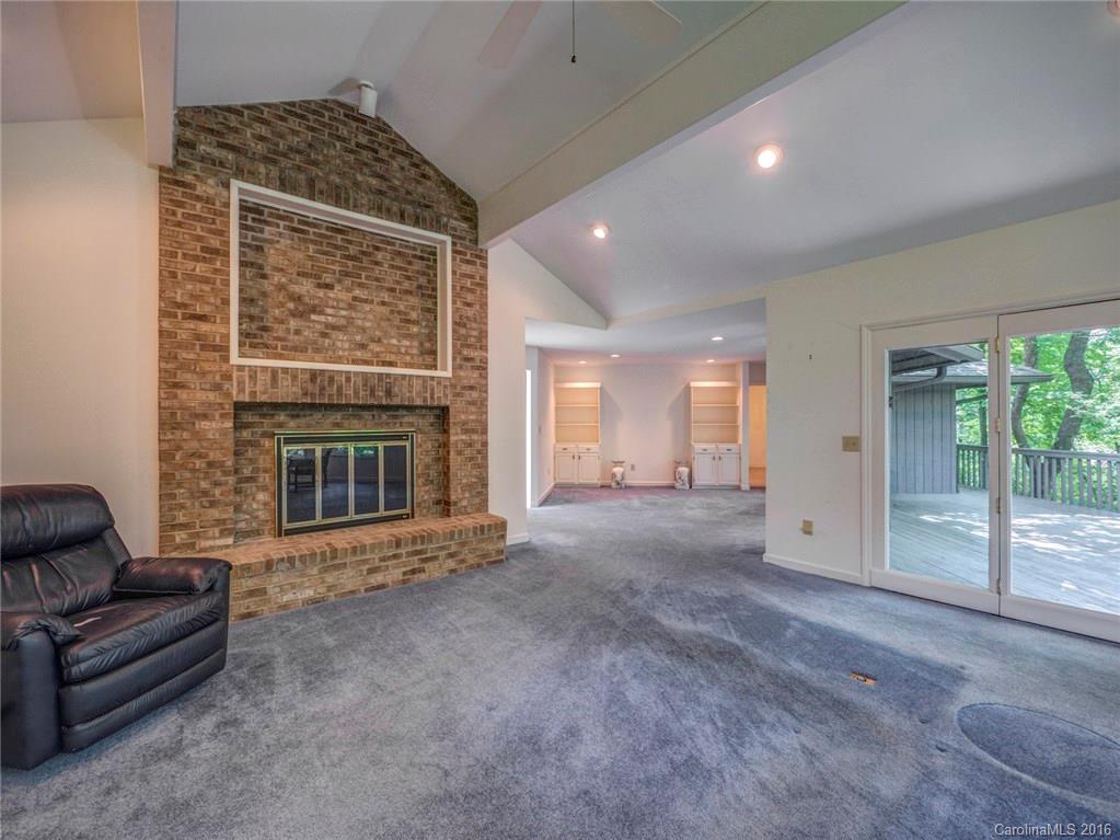 12 Commodore Point Road Lake Wylie, SC 29710 - Photo 6 of 24 Gallery Image 6