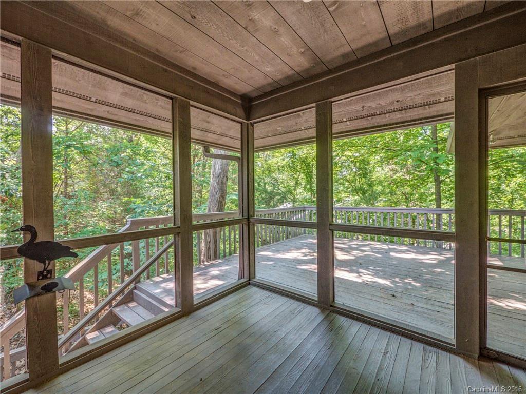 12 Commodore Point Road Lake Wylie, SC 29710 - Photo 9 of 24 Gallery Image 9