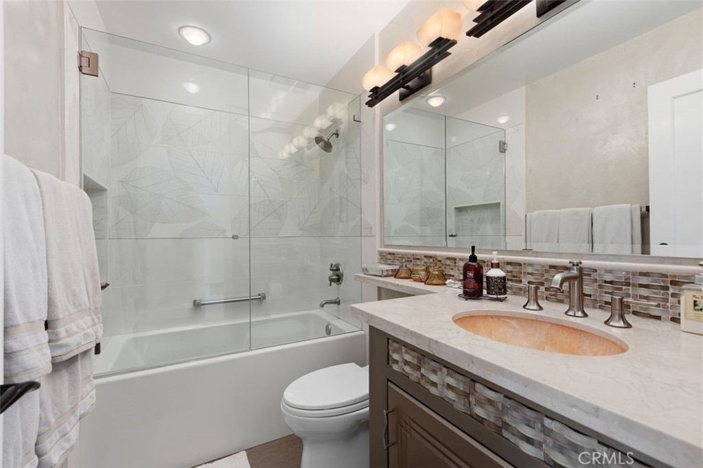 63 Seton Road Irvine, CA 92612 - Photo 18 of 50 Gallery Image 18