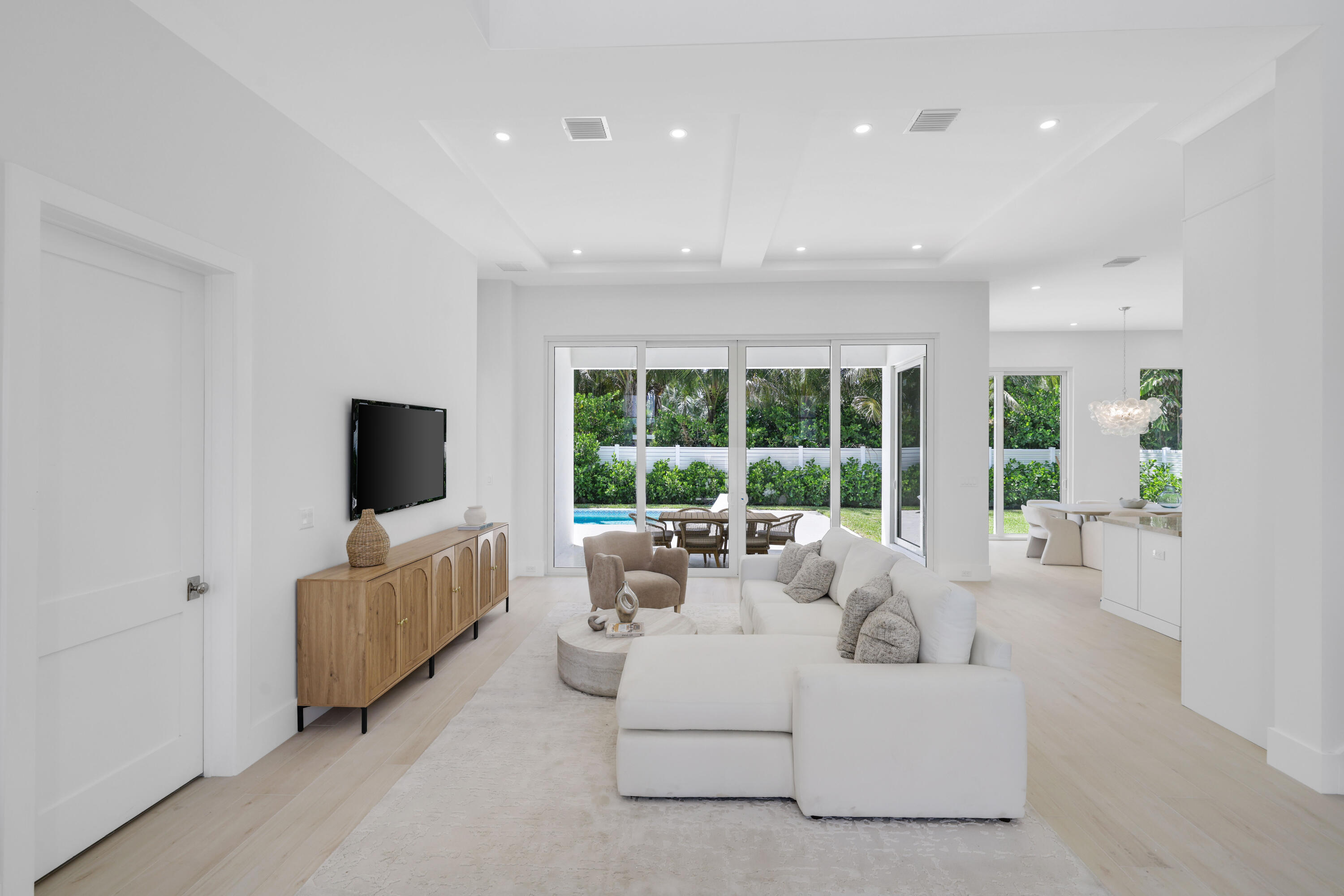 528 Kingfish Road North Palm Beach, FL 33408 - Photo 9 of 66 528 Kingfish - 8.jpg-FULL