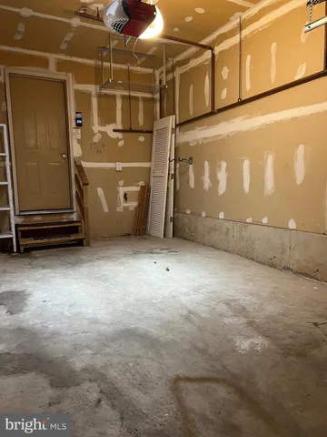 $2,349 | 13001 Bridger Drive, Unit 1514, Germantown, MD 20874