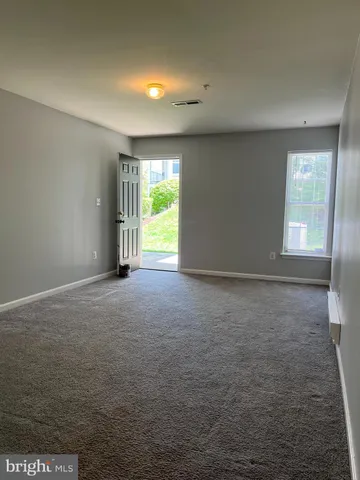 $2,349 | 13001 Bridger Drive, Unit 1514, Germantown, MD 20874