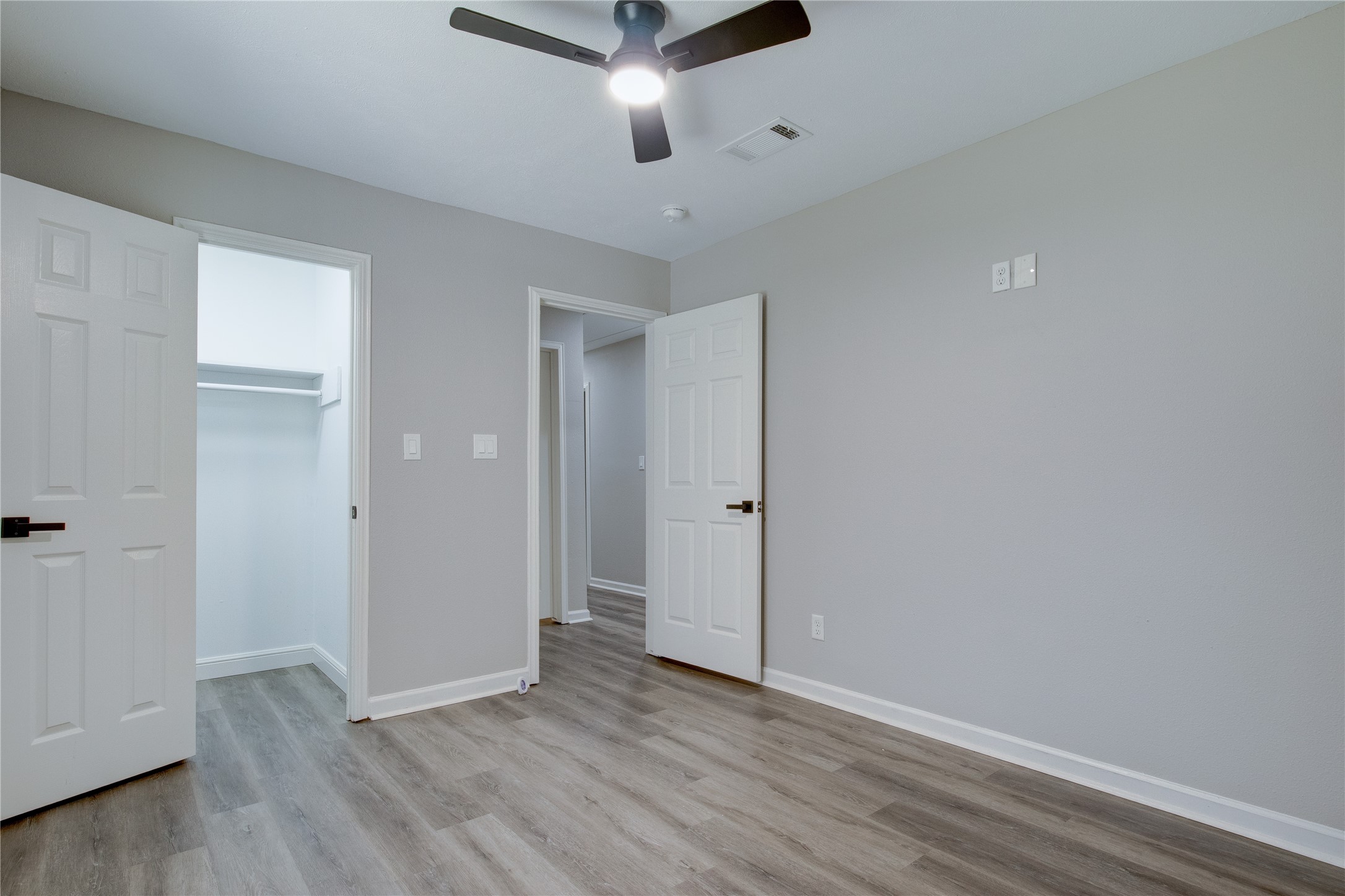 8406 Beechaven Road La Porte, TX 77571 - Photo 15 of 27