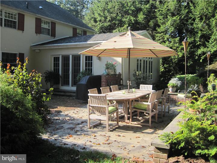 1523 Waynesborough Road Paoli, PA 19301 - Photo 12 of 25 Patio