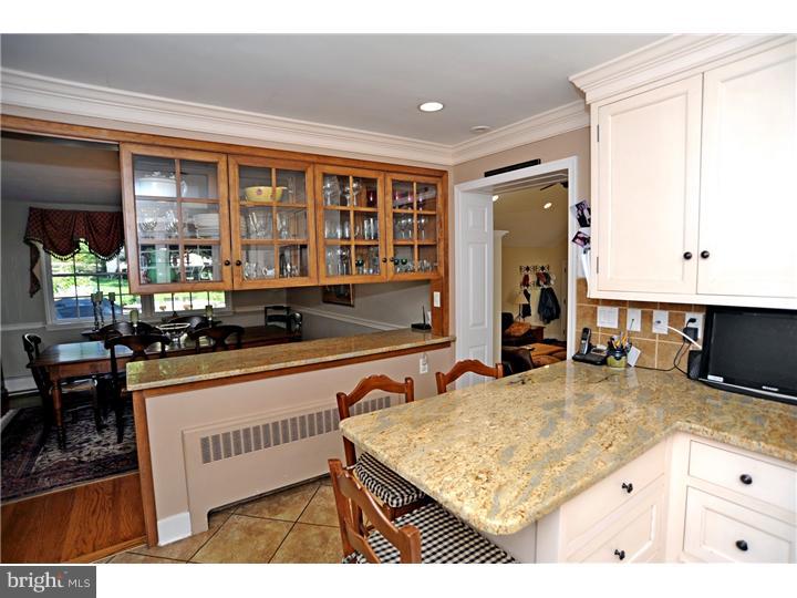 1523 Waynesborough Road Paoli, PA 19301 - Photo 16 of 25 Kitchen