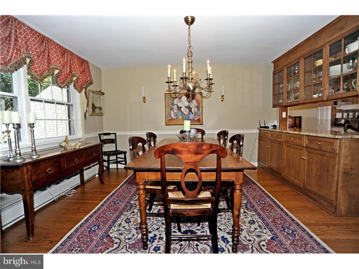 1523 Waynesborough Road Paoli, PA 19301 - Photo 3 of 25 Dining Room