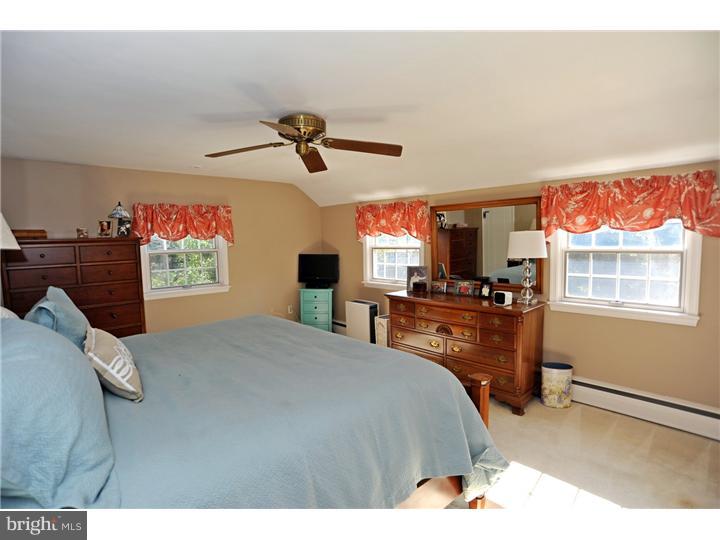1523 Waynesborough Road Paoli, PA 19301 - Photo 9 of 25 Master Bedroom