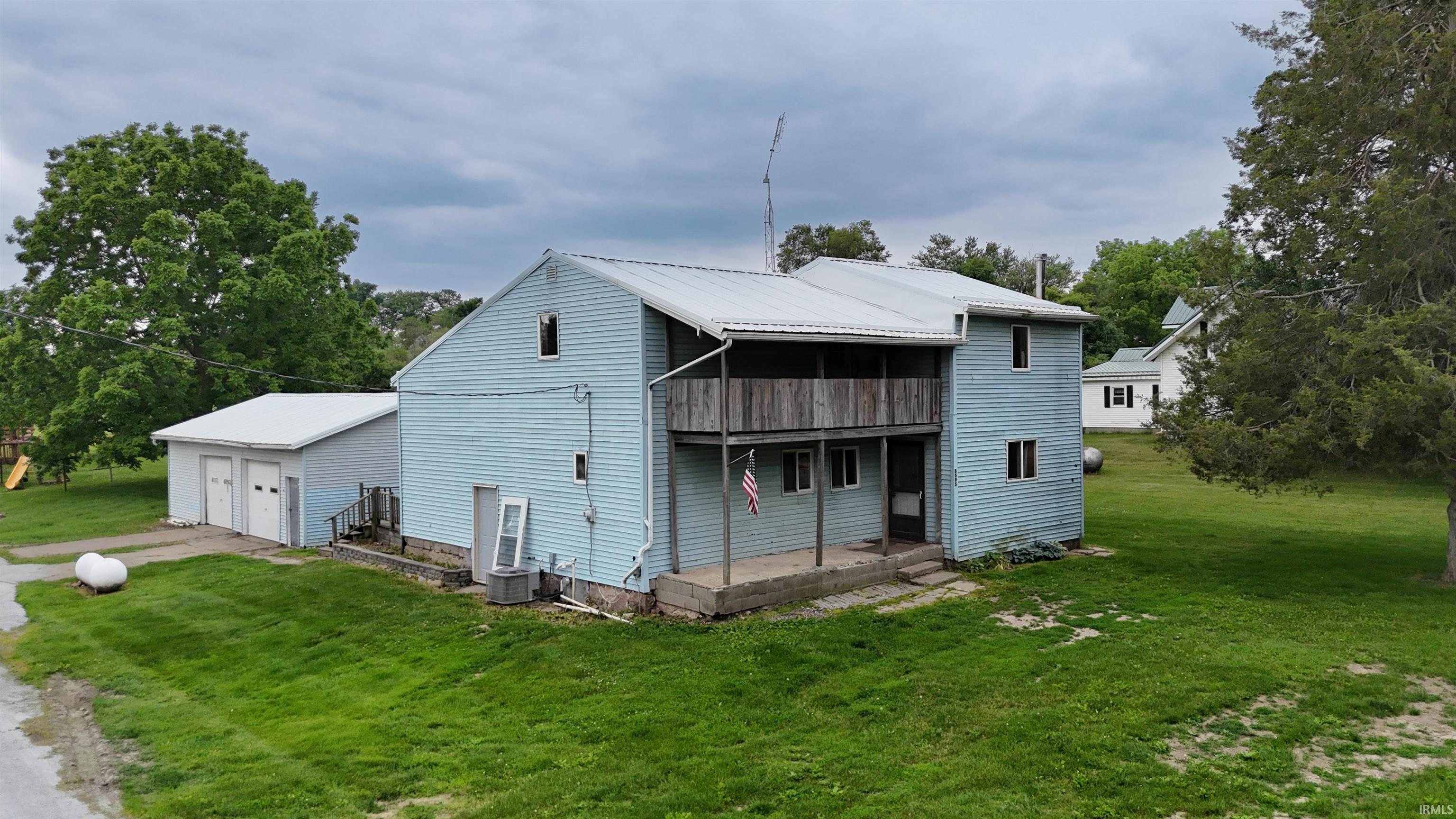 8595 East Metz Road Angola, IN 46703 - Photo 1 of 38