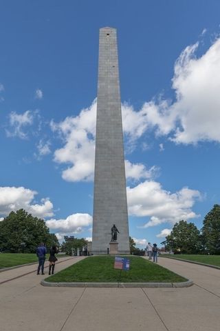 $935,000 | 30 Monument Square, Unit 107, Boston, MA 02129