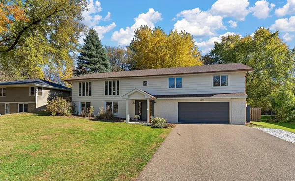 $636,000 | 6271 Cardinal Avenue, Chanhassen, MN 55331