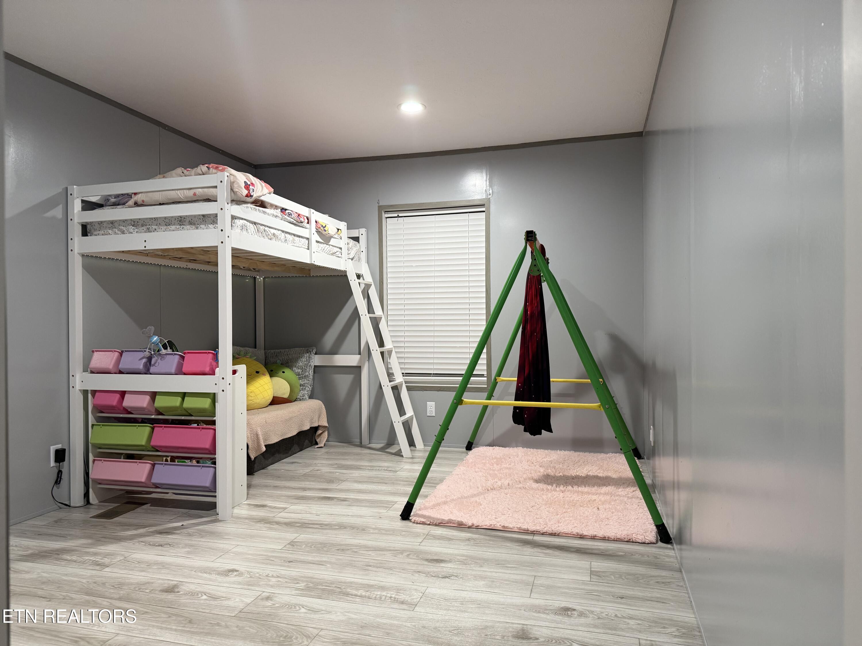 959 Barbee Road Jefferson City, TN 37760 - Photo 21 of 27 Bedroom 2