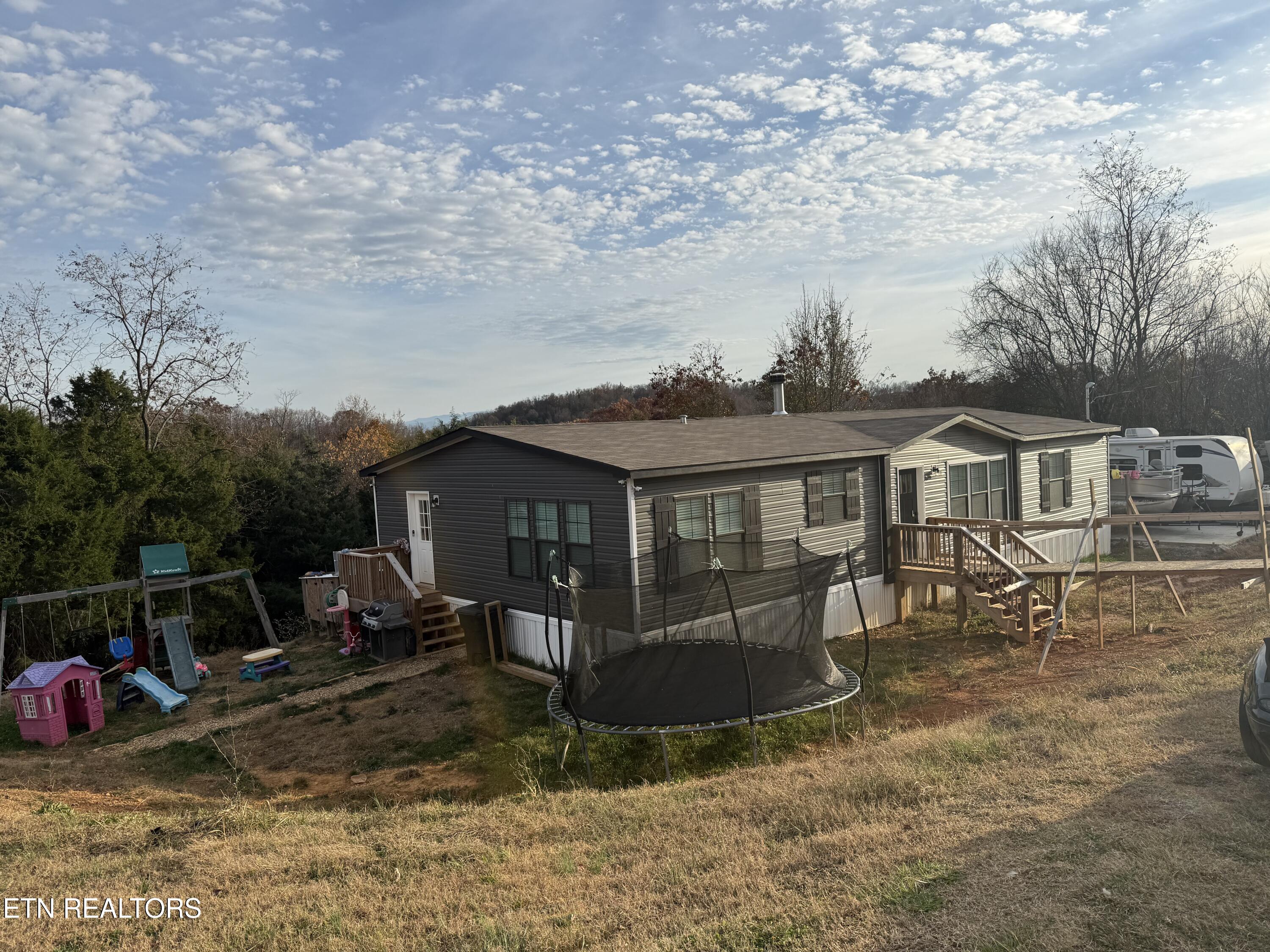 959 Barbee Road Jefferson City, TN 37760 - Photo 24 of 27 Front Yard