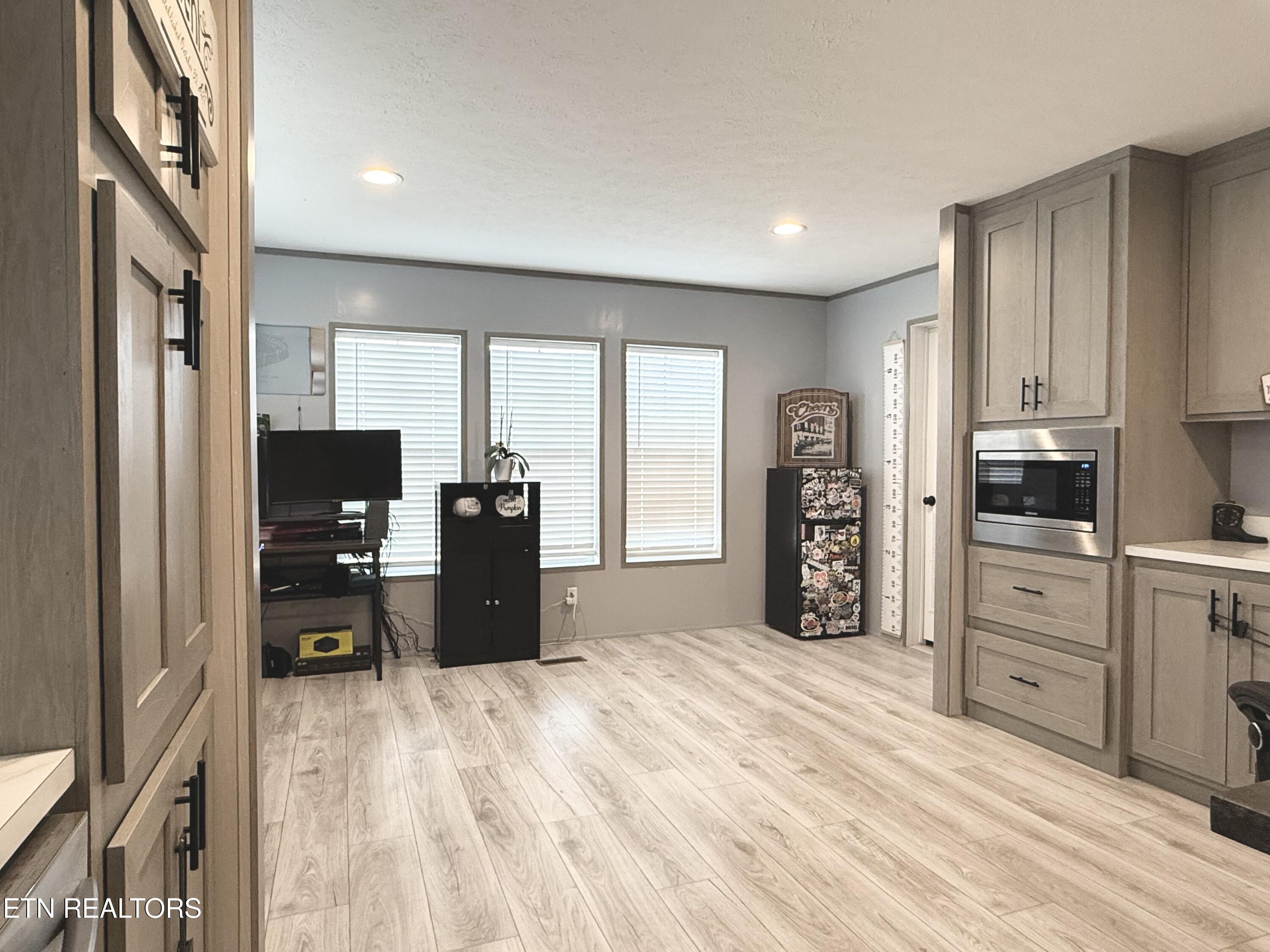 959 Barbee Road Jefferson City, TN 37760 - Photo 9 of 27 Dining Room