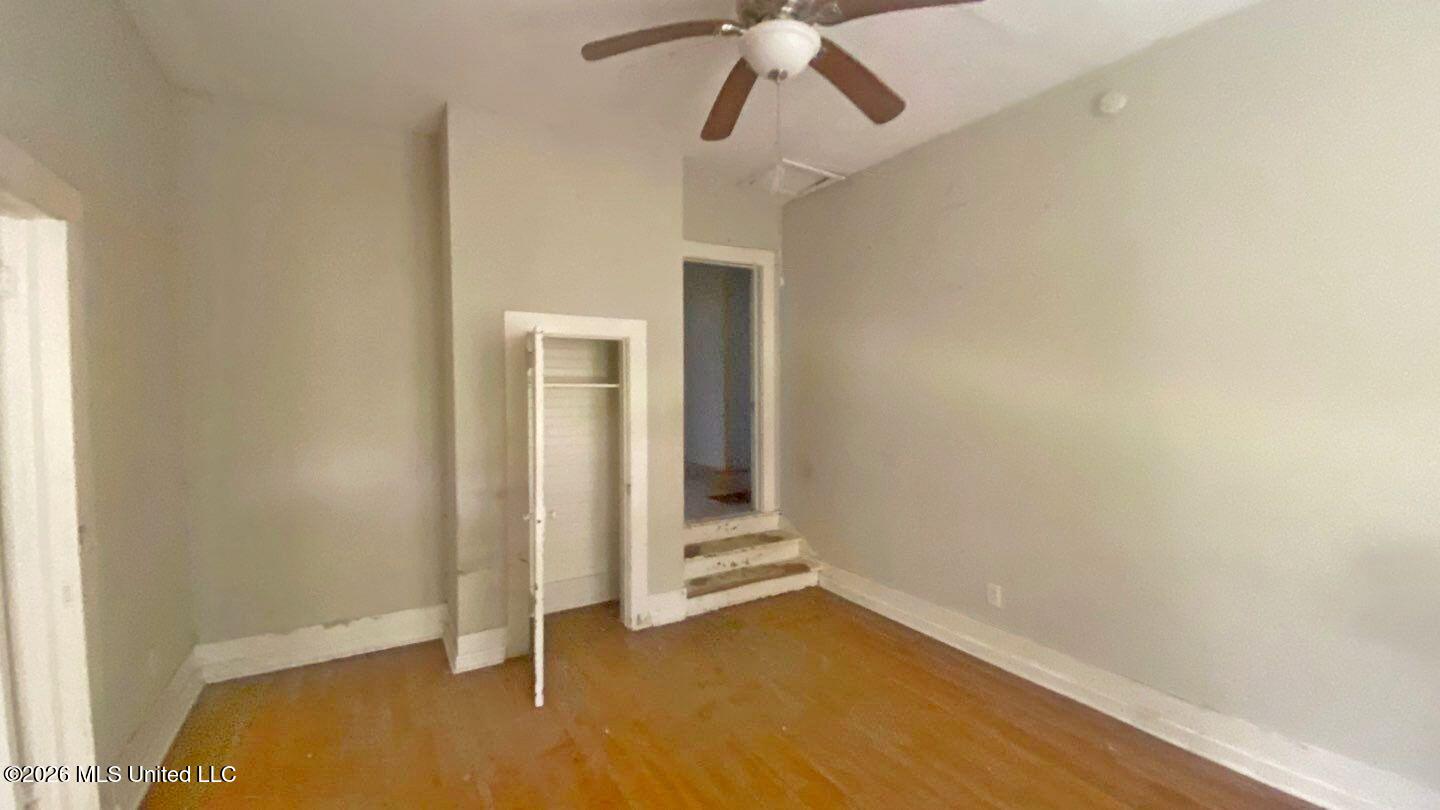 217 East Center Street Canton, MS 39046 - Photo 12 of 23 73-Mar 25 2026 02_02pm-4iMz