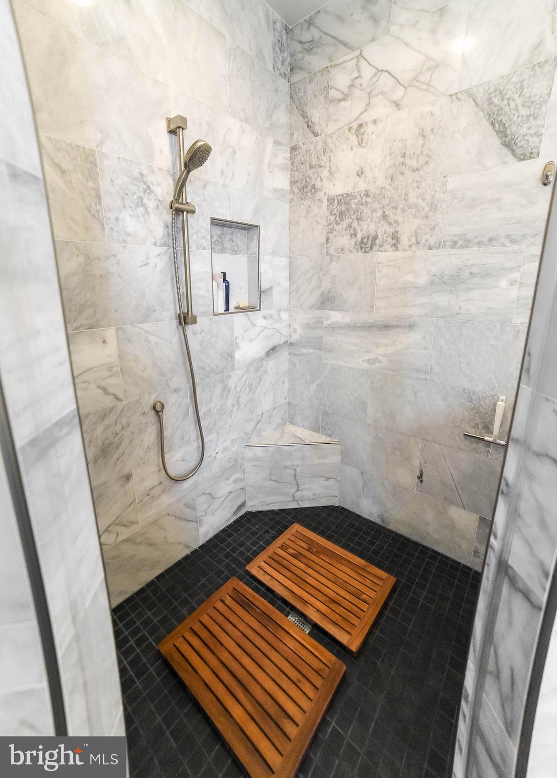 24774 Half Pone Point Road Hollywood, MD 20636 - Photo 26 of 51 Owner's Bath