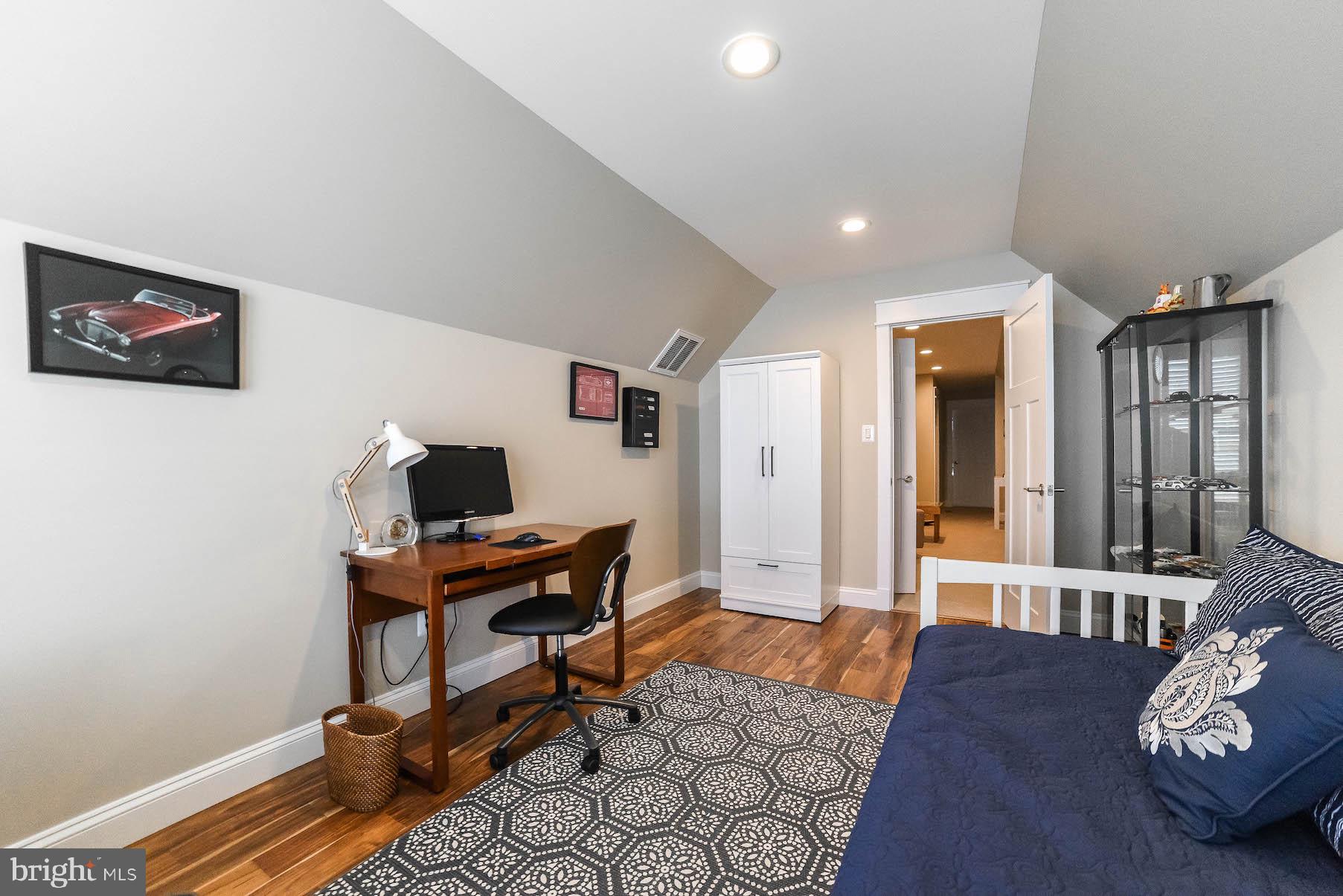 24774 Half Pone Point Road Hollywood, MD 20636 - Photo 32 of 51 Bedroom