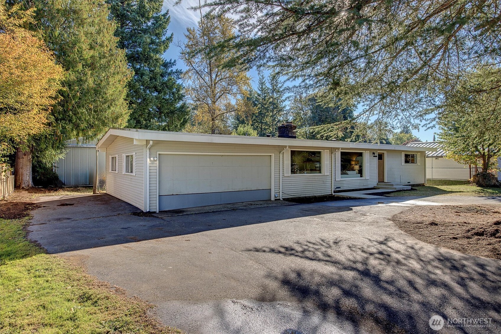 14024 169th Avenue Southeast Renton, WA 98059 - Photo 4 of 35