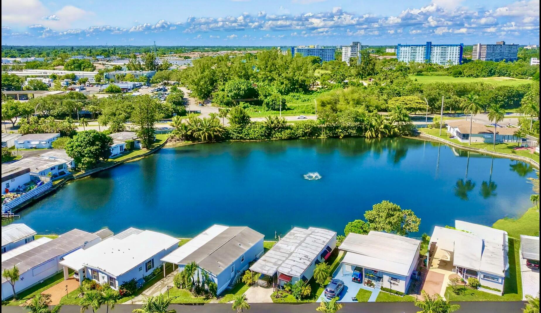 3325 Street Street Hollywood, FL 33021 - Photo 33 of 39 Screenshot 2026-01-19 at 1.04.32PM