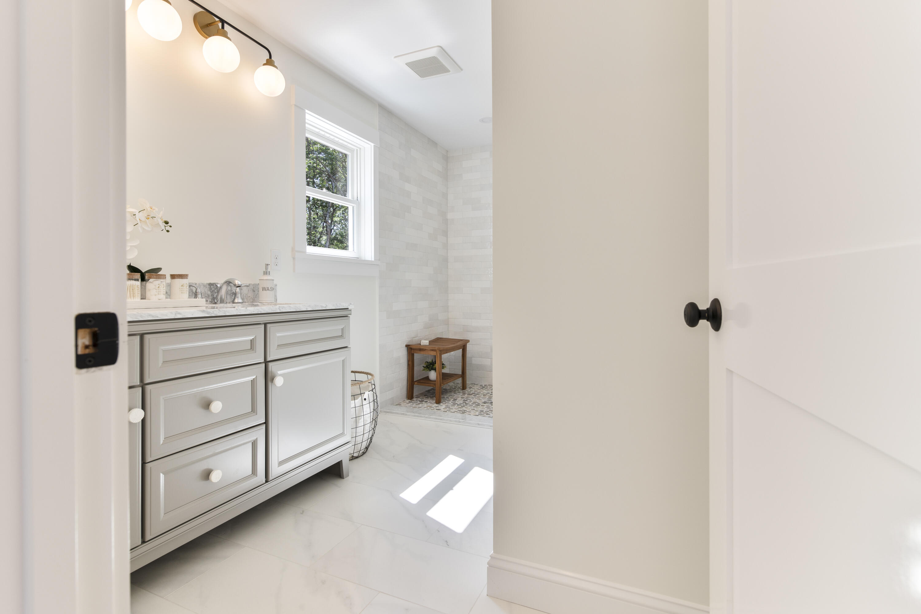 28 Simmons Road East Falmouth, MA 02536 - Photo 54 of 91 Beautifully Detailed