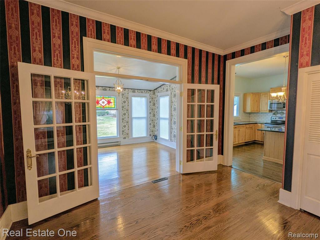 819 West Grand River Road Howell, MI 48843 - Photo 13 of 63