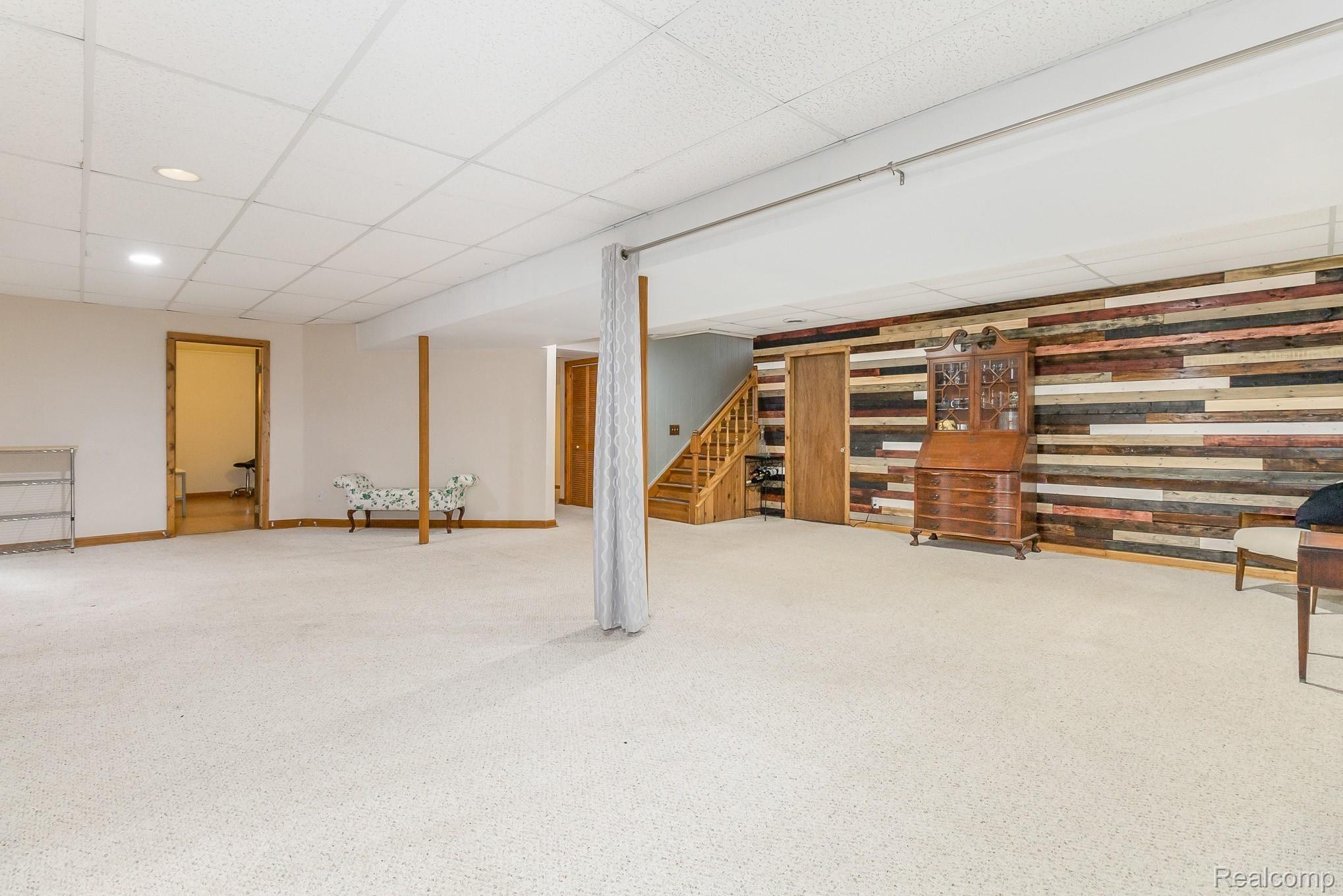 5440 Farley Road Clarkston, MI 48346 - Photo 26 of 46 LARGE LOWER LEVEL FAMILY ROOM.jpg