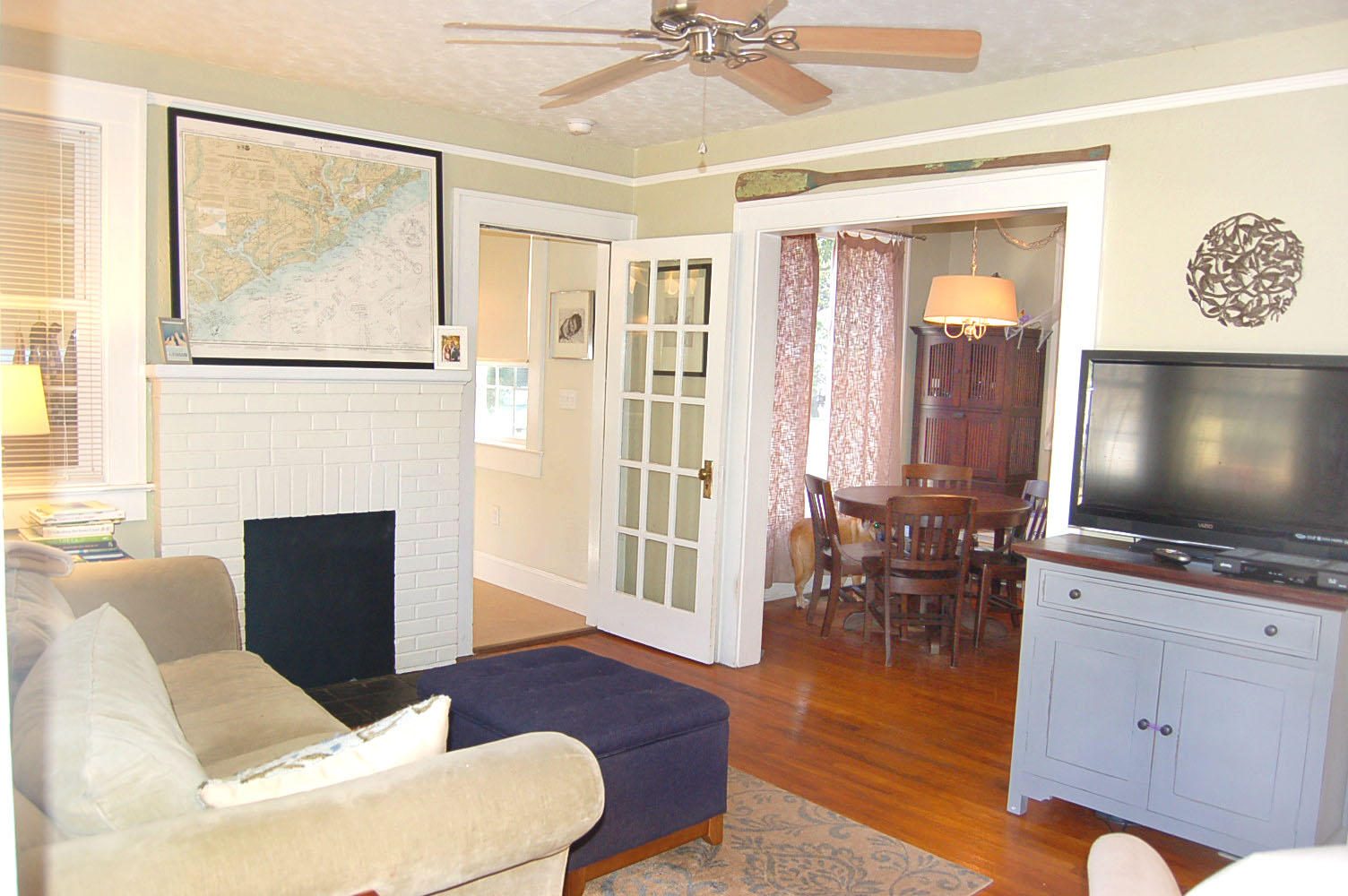 2055 Medway Road Charleston, SC 29412 - Photo 5 of 20 family room