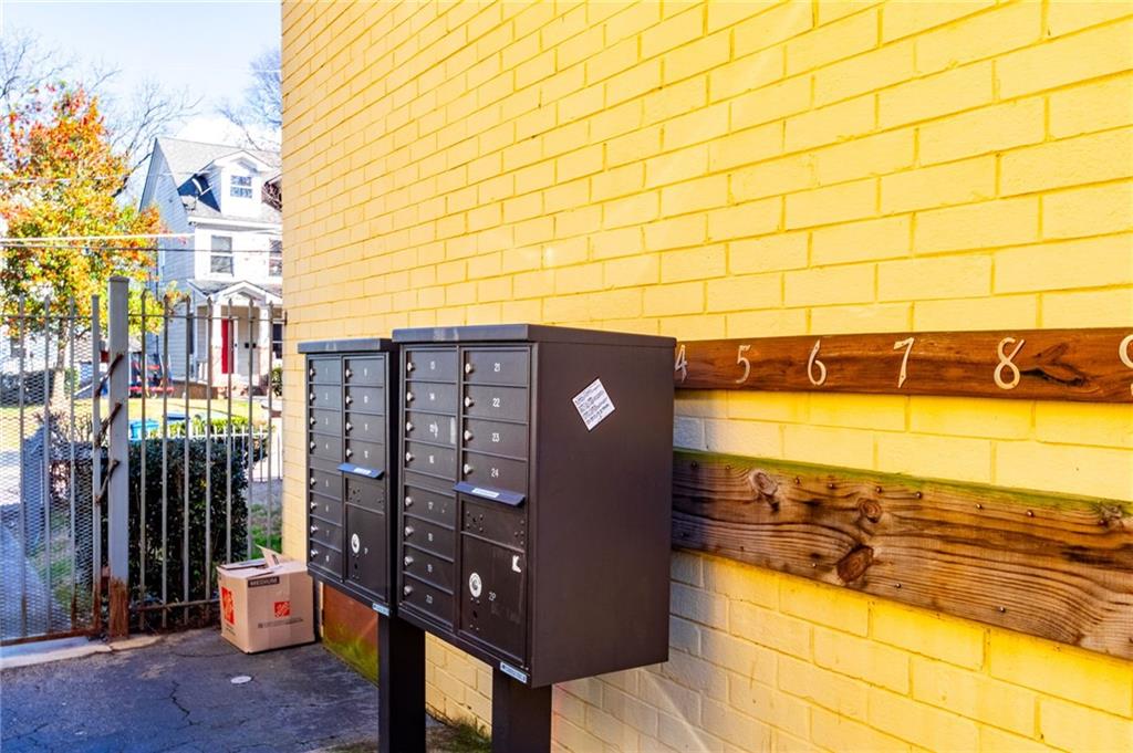 561 Formwalt Street Southwest, Unit 10 Atlanta, GA 30312 - Photo 20 of 25