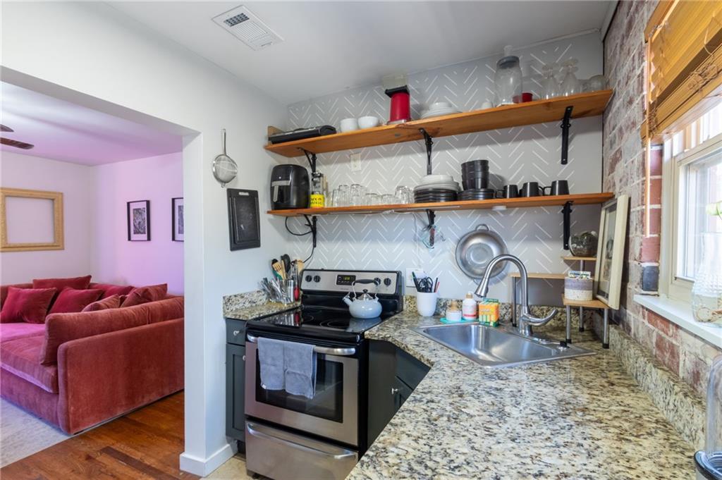 561 Formwalt Street Southwest, Unit 10 Atlanta, GA 30312 - Photo 7 of 25