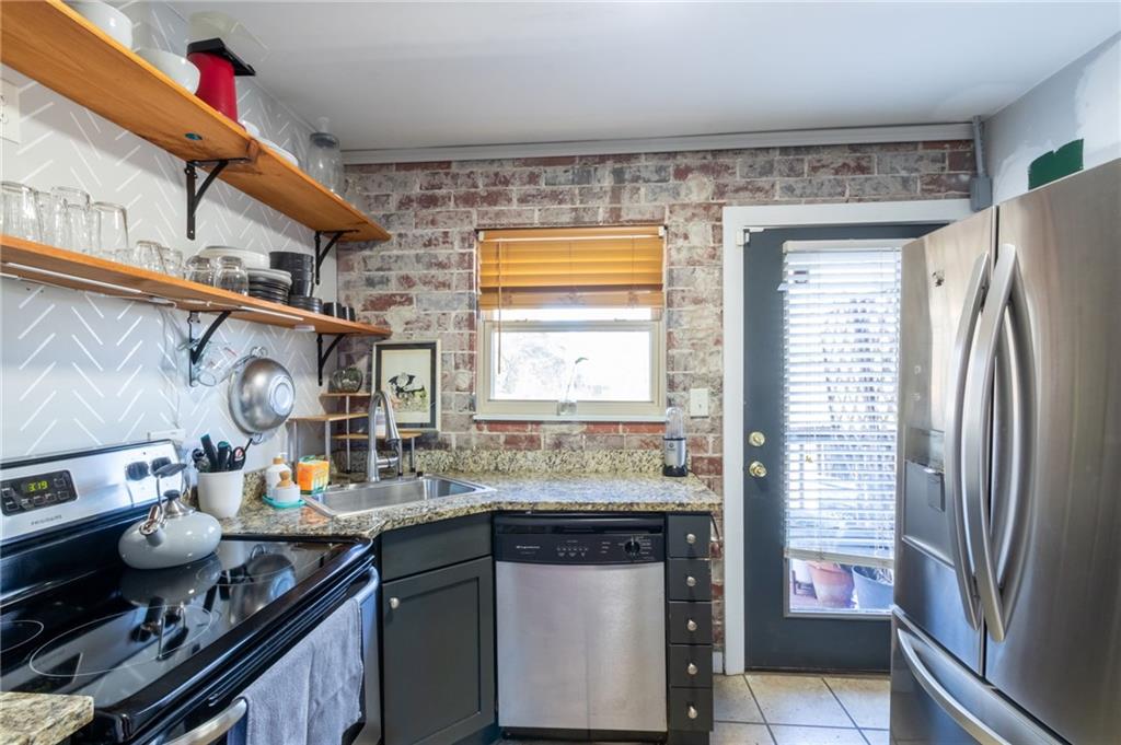 561 Formwalt Street Southwest, Unit 10 Atlanta, GA 30312 - Photo 10 of 25