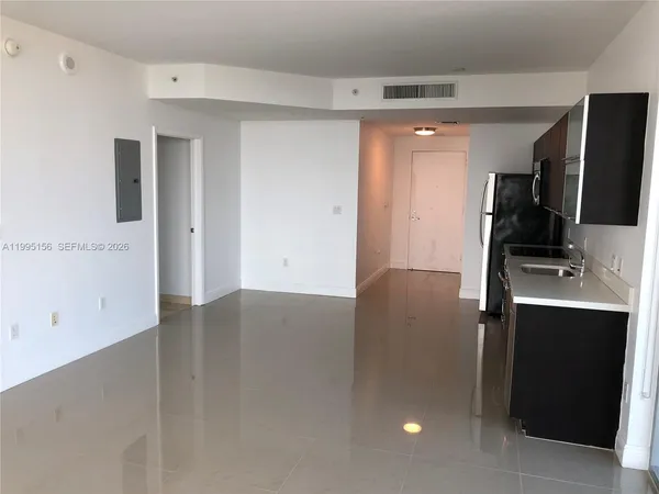 $429,000 | 90 Southwest 3rd Street, Unit 2112, Miami, FL 33130
