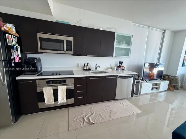 $429,000 | 90 Southwest 3rd Street, Unit 2112, Miami, FL 33130