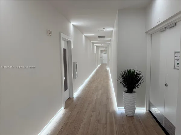 $429,000 | 90 Southwest 3rd Street, Unit 2112, Miami, FL 33130