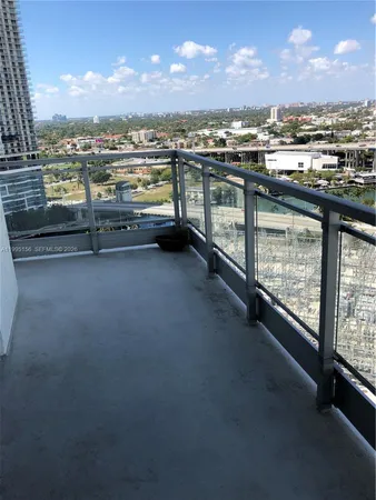 $429,000 | 90 Southwest 3rd Street, Unit 2112, Miami, FL 33130