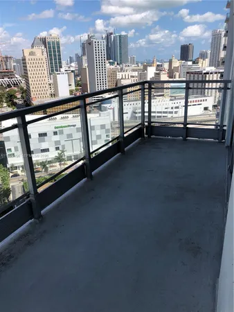 $429,000 | 90 Southwest 3rd Street, Unit 2112, Miami, FL 33130