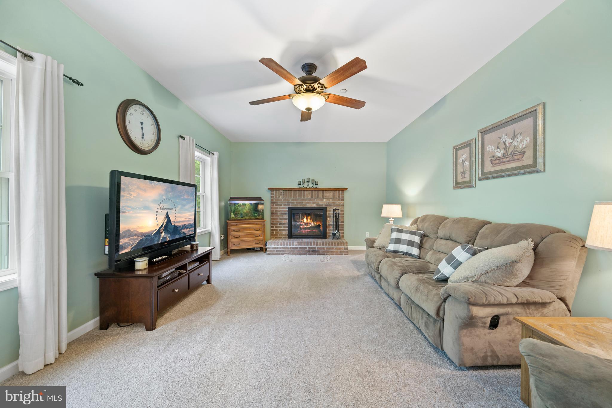 9140 Mudd Road Bel Alton, MD 20611 - Photo 22 of 60 Family room off kitchen